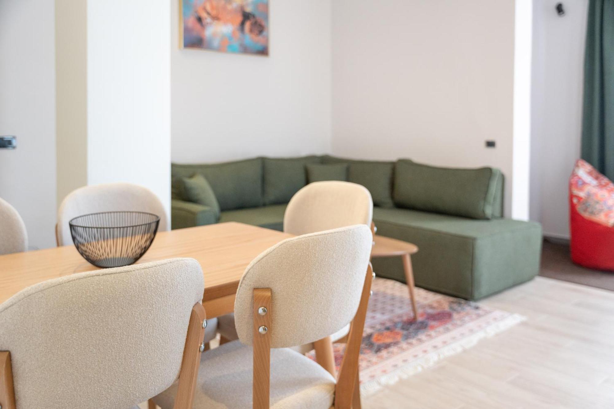 Vala Aparthotel Vlorë
