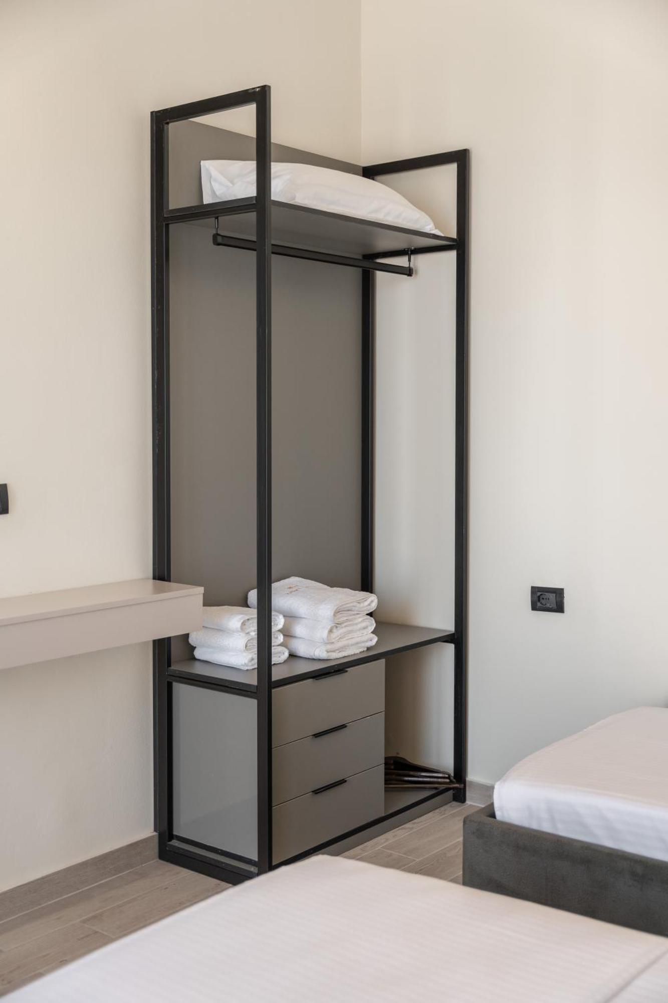 Vala 4* Vlorë